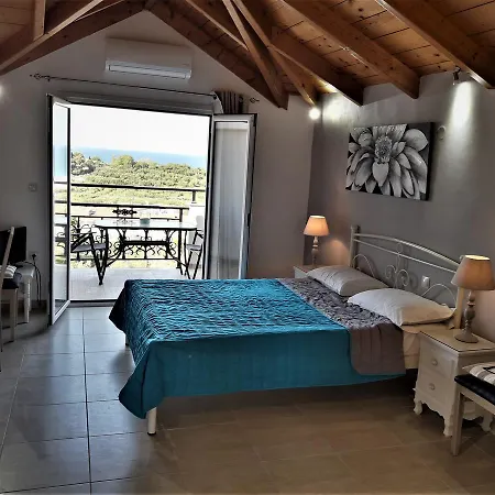 Yiannis Apartment
